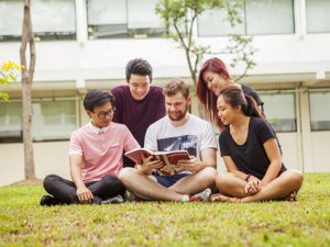 Vì sao nên chọn du học Singapore ngành quản trị kinh doanh?